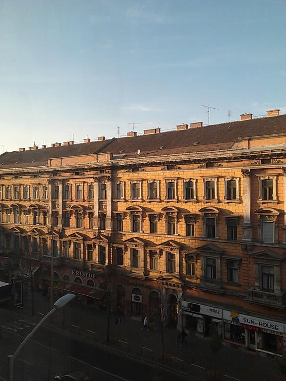 Downtown Rising Sun 104 Sq.M Lägenhet Budapest Exteriör bild